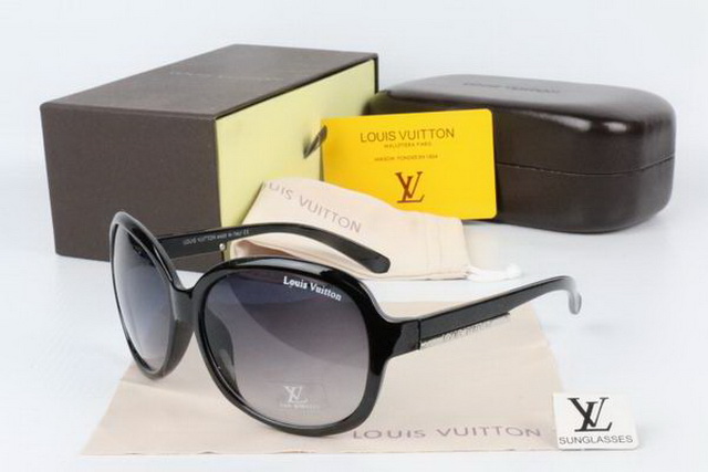 Iv Boutique Sunglasses 059